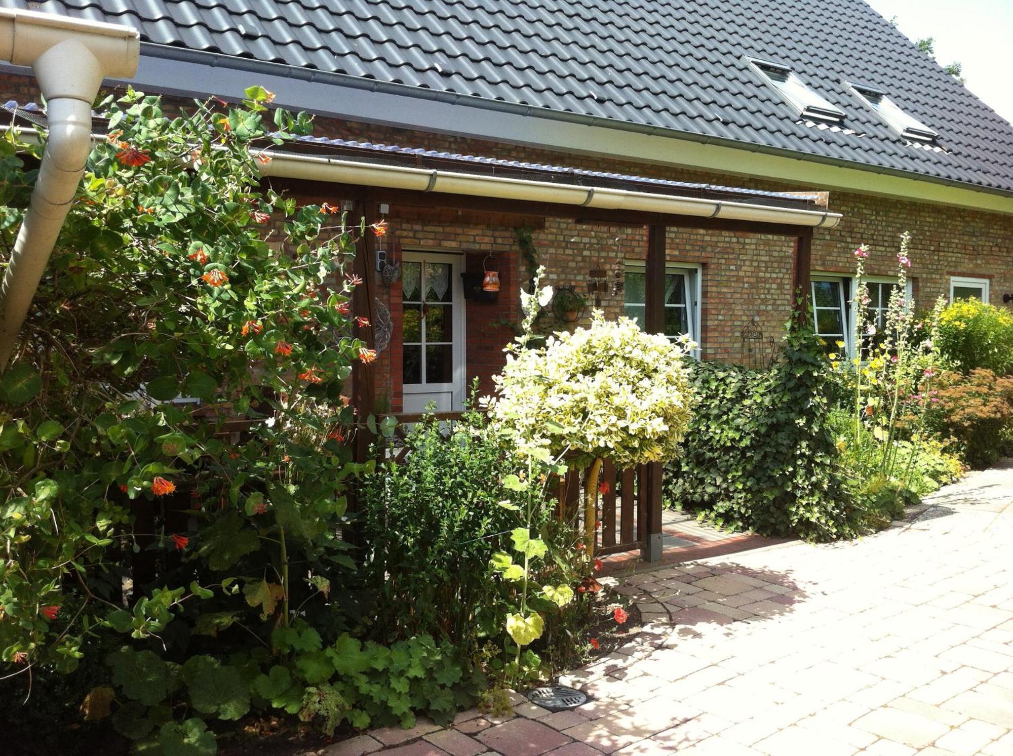 Schoenerleben Schwabstedt Buitenkant foto